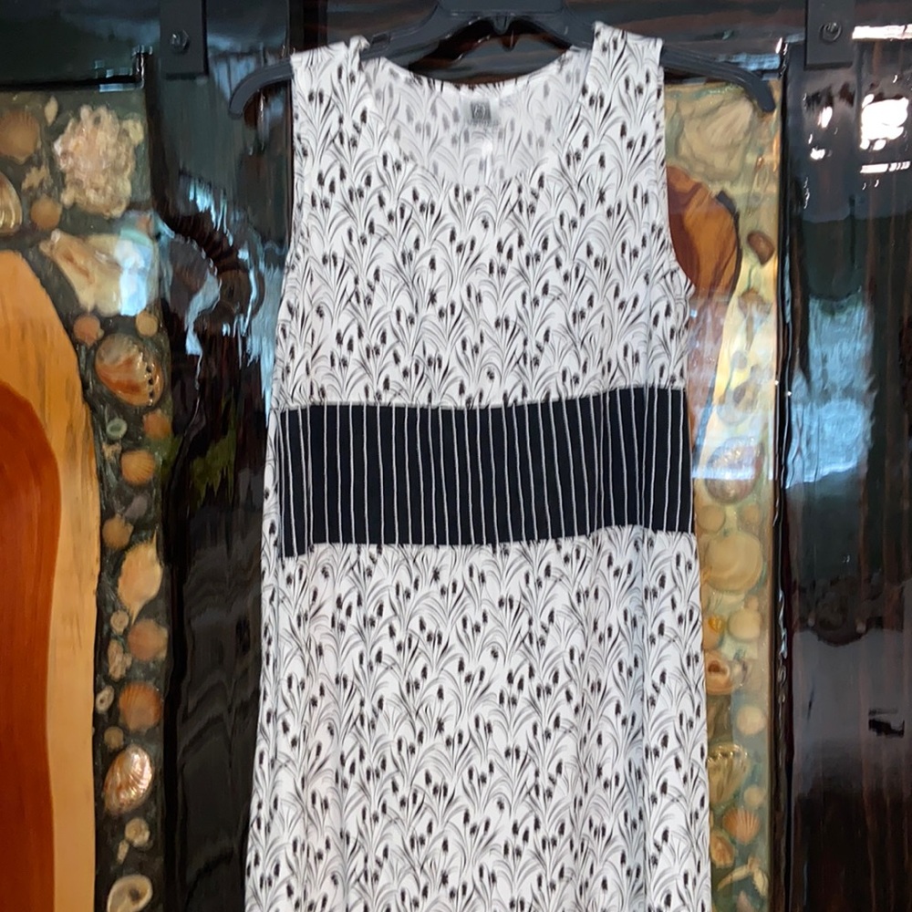 Usindo dress size med - Picture 2 of 7